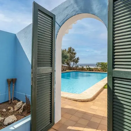Araucaria Cala'N Bosch (Menorca)