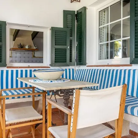 Araucaria Cala en Bosch